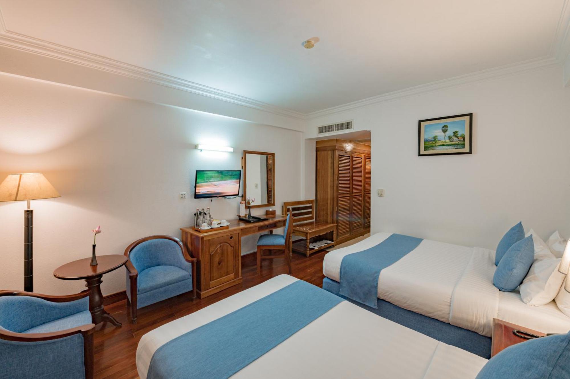 อินทรเทวี อังกอร์ Hotel เสียมราฐ ภายนอก รูปภาพ