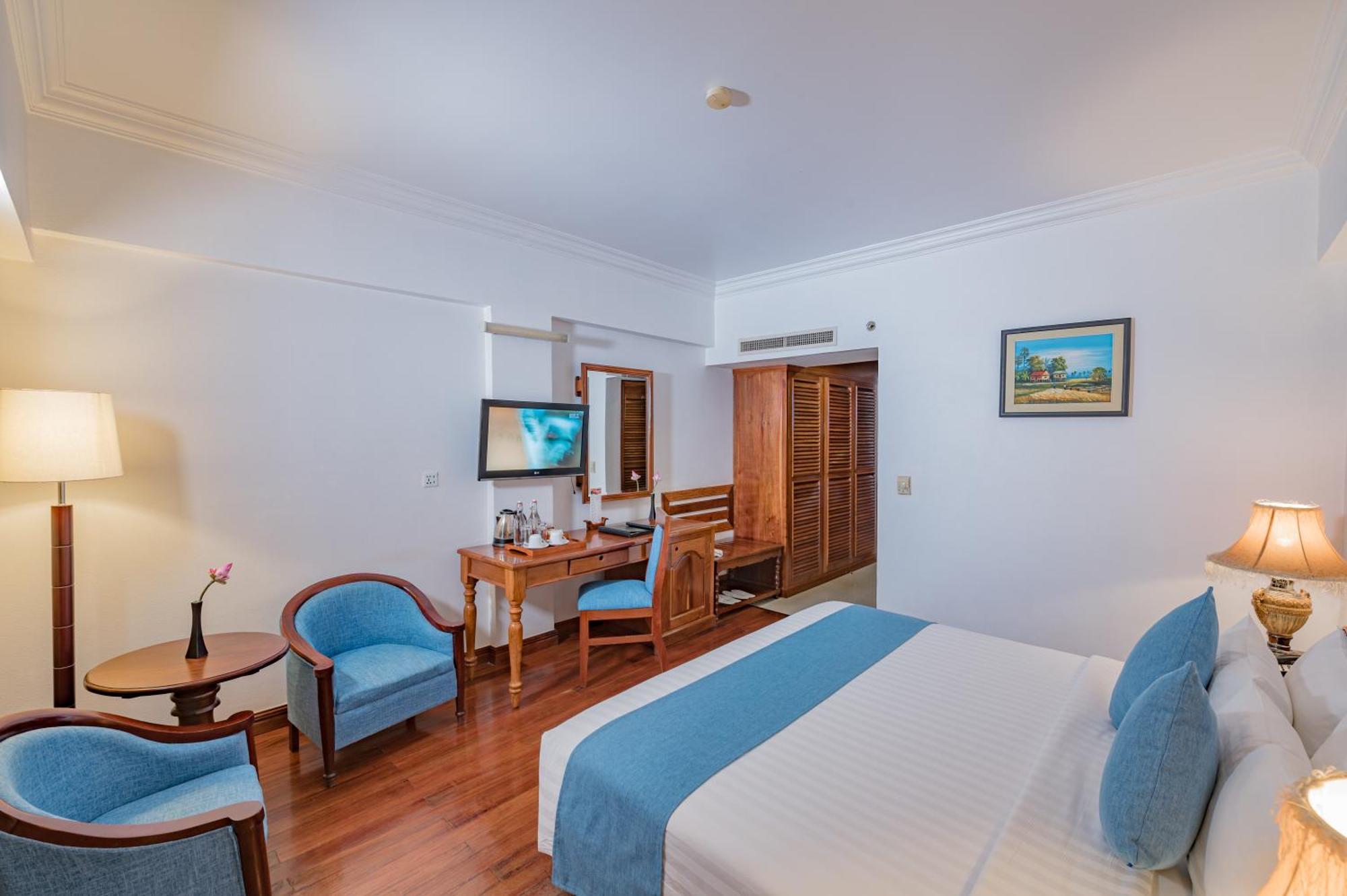 อินทรเทวี อังกอร์ Hotel เสียมราฐ ภายนอก รูปภาพ