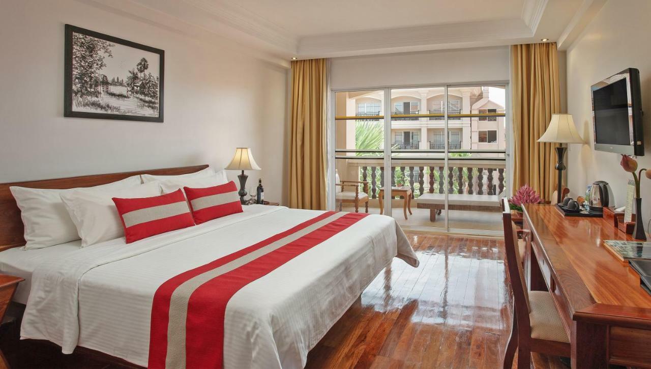 อินทรเทวี อังกอร์ Hotel เสียมราฐ ภายนอก รูปภาพ
